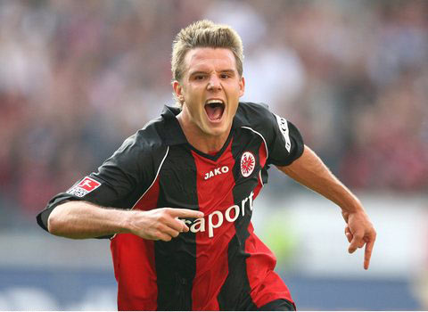 往往更倾向 往往更倾向